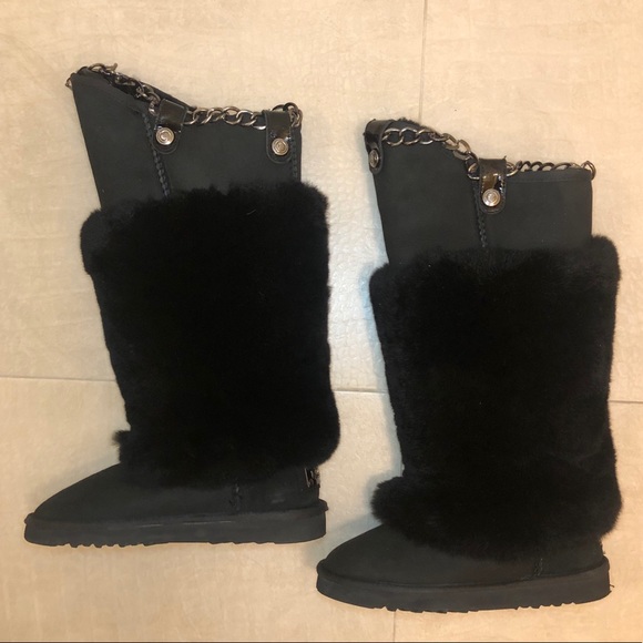 Australia Luxe Collective Furry Chain Boots - Picture 1 of 11